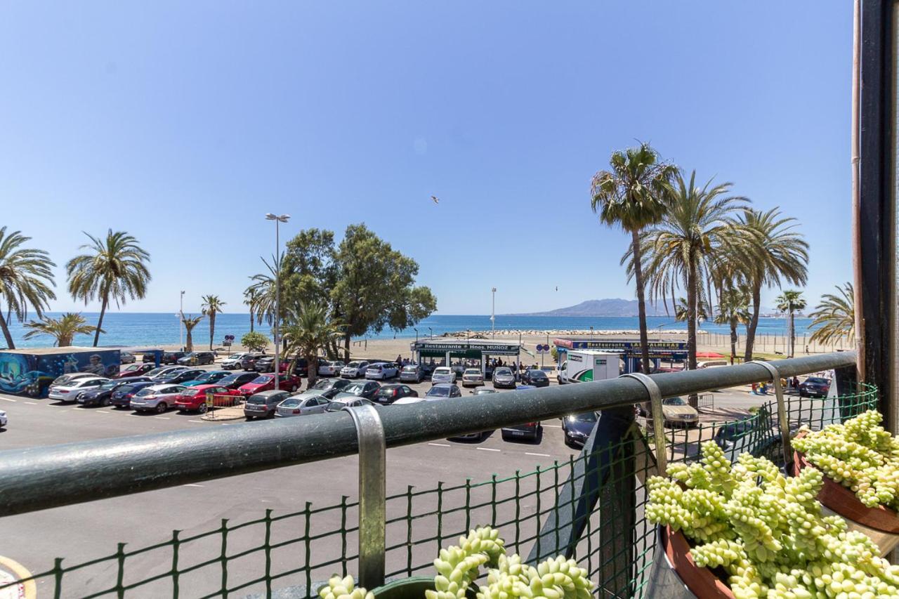 Soek Pedregalejo Seafront Holidays Homes Málaga Eksteriør bilde