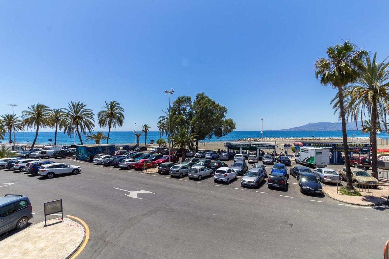 Soek Pedregalejo Seafront Holidays Homes Málaga Eksteriør bilde
